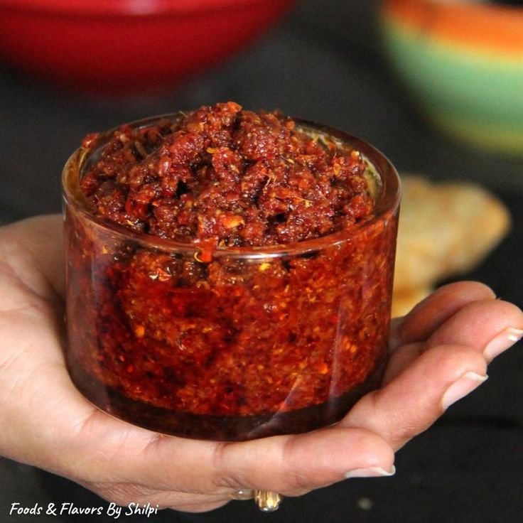 garlic chutney recipe lehsun ki chutney red garlic chatni recipe foods and flavors