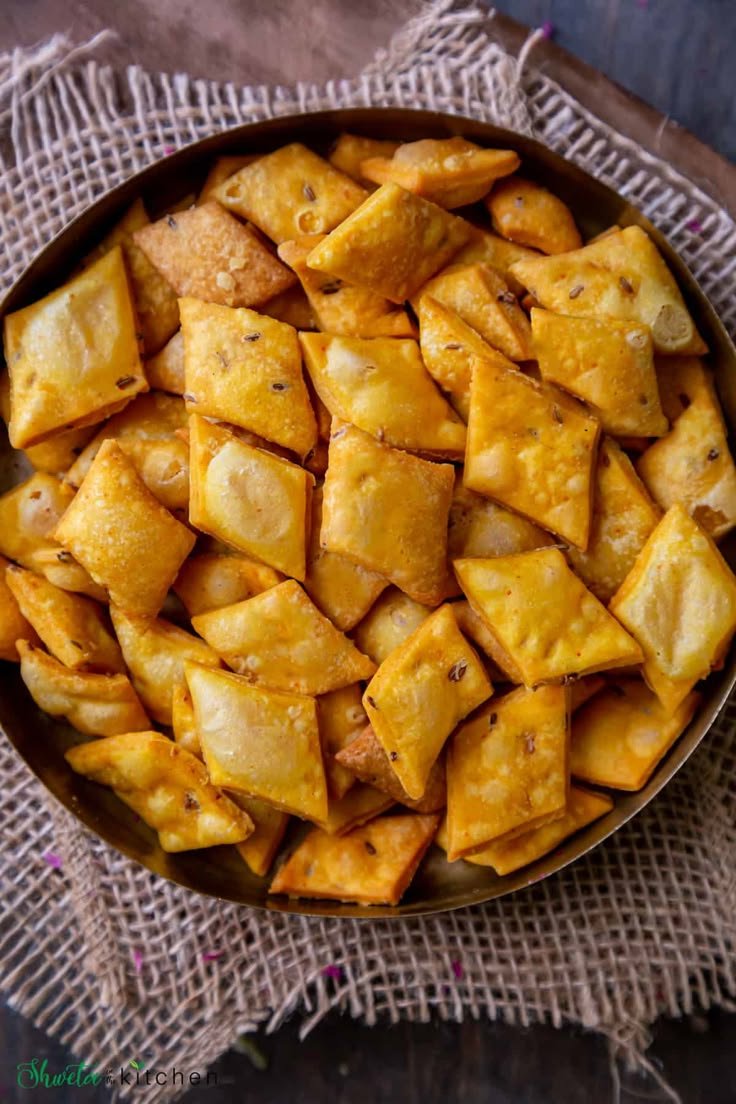 spicy shankarpali